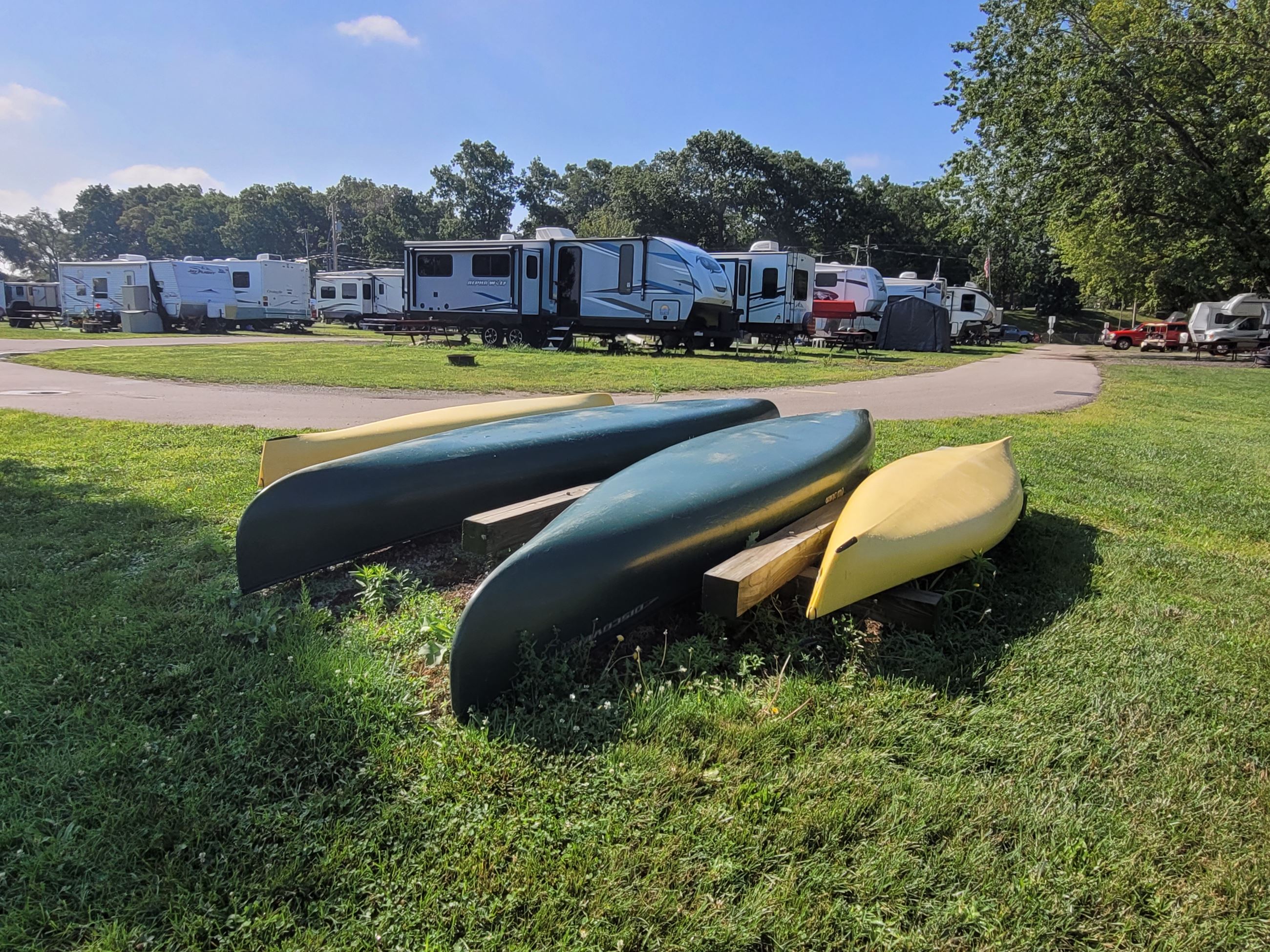 Free Kayaks and Canoes (JPG)
